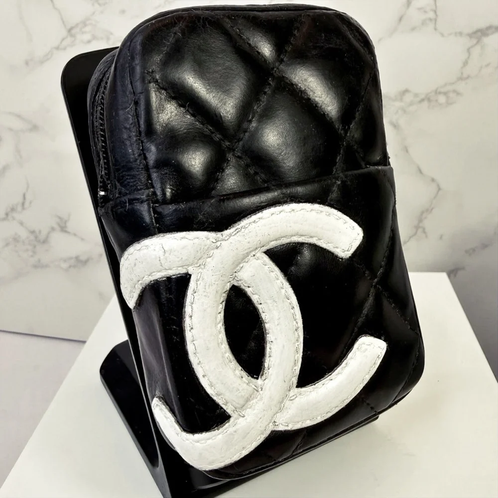 Chanel CC Logo Lambskin Leather Belt Bag/Crossbody Bag
